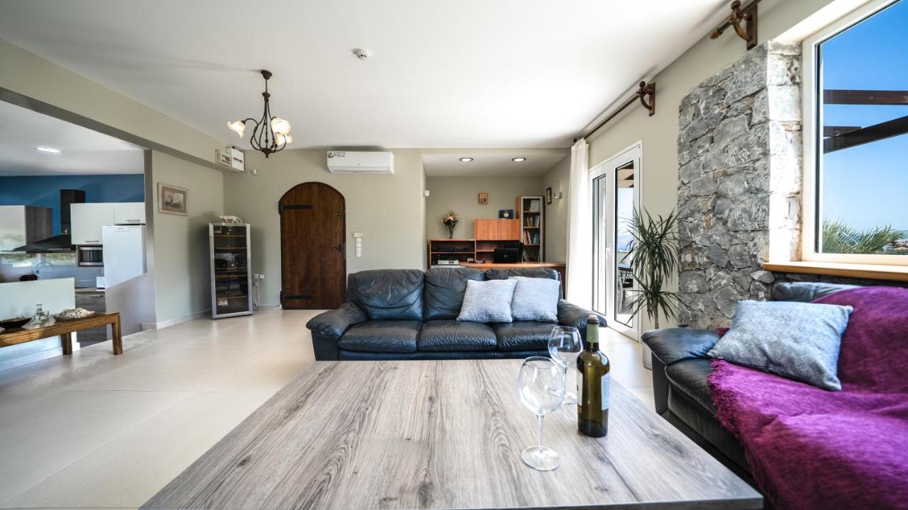 Petronila Luxury Villa With Heated Private Pool Kissamos Exterior photo