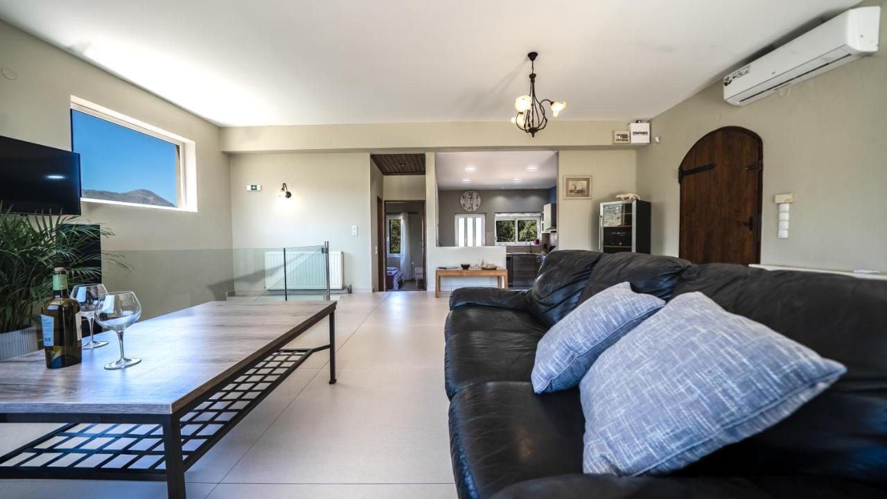 Petronila Luxury Villa With Heated Private Pool Kissamos Exterior photo